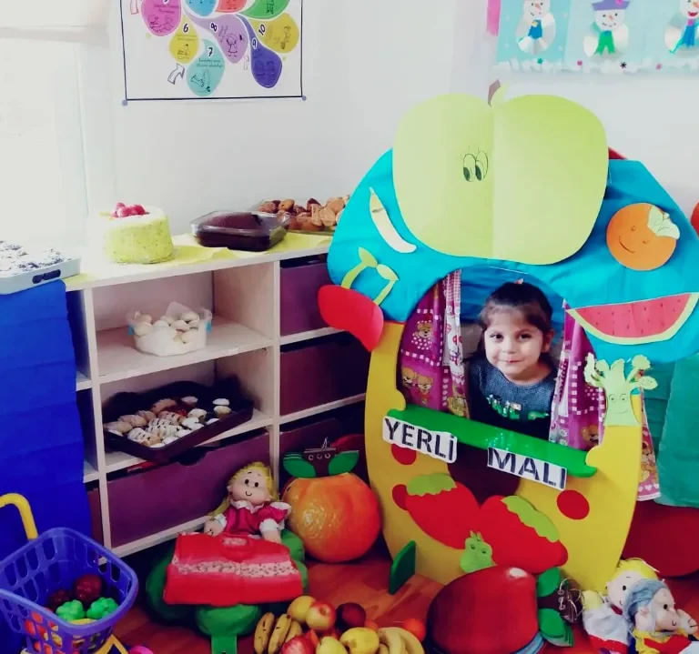 Yerli malı atölyesinde marketçilik oyunu